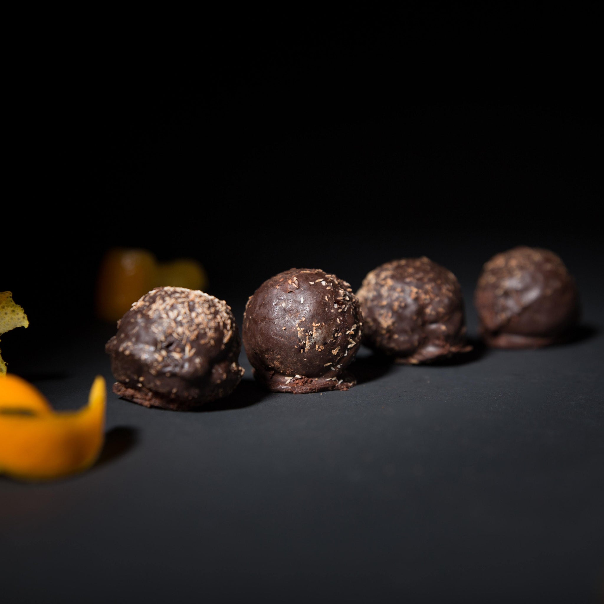 CHOCOLATE ORANGE PROTEIN POWERBALLS