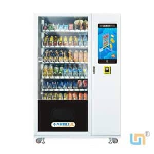 Smart Snack And Drink Vending Machines With Card Reader E-Wallet Payment Option And Smart Management System