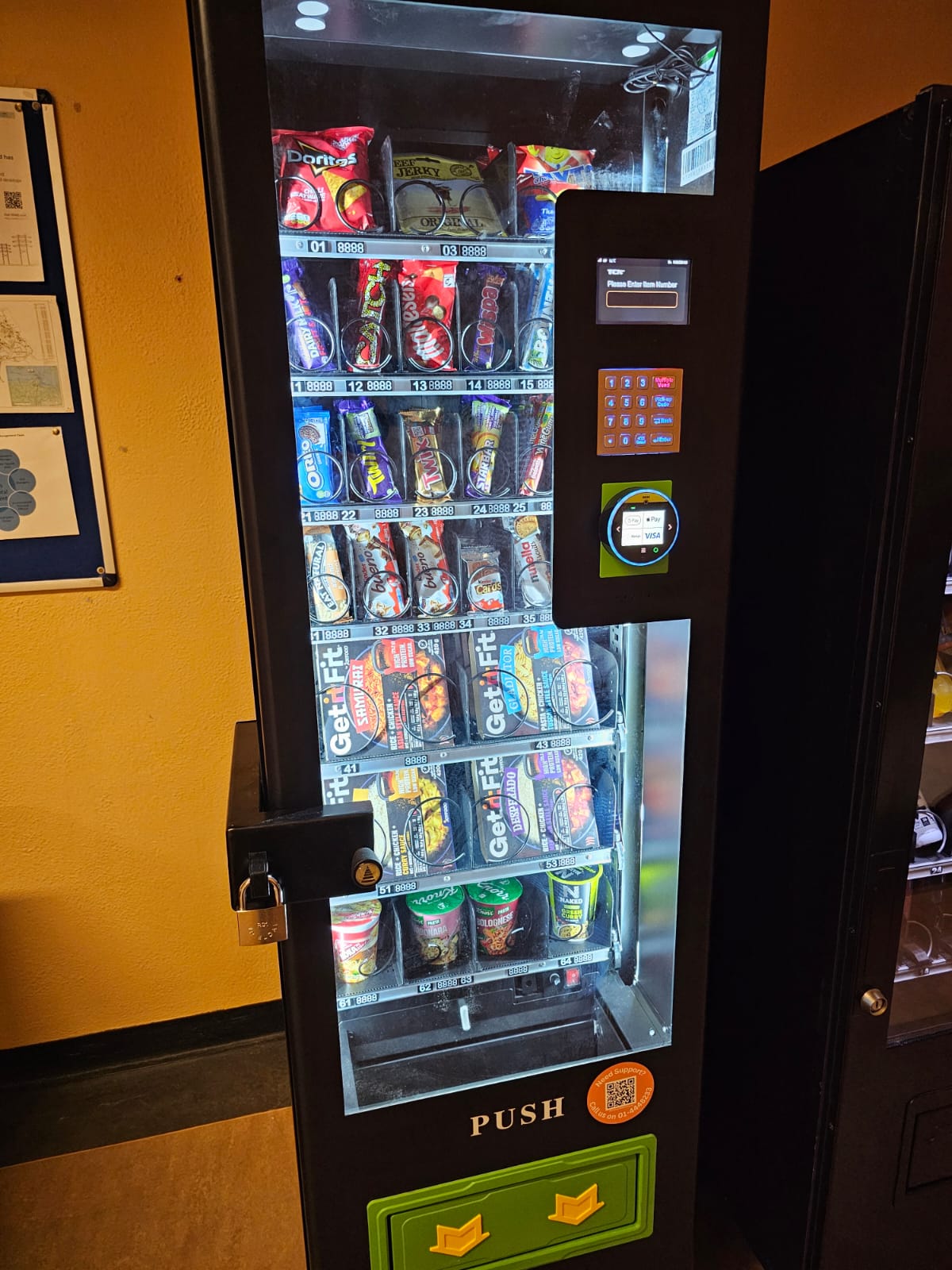 Can Smart Vending Machines Recommend Products Based on Past Purchases?