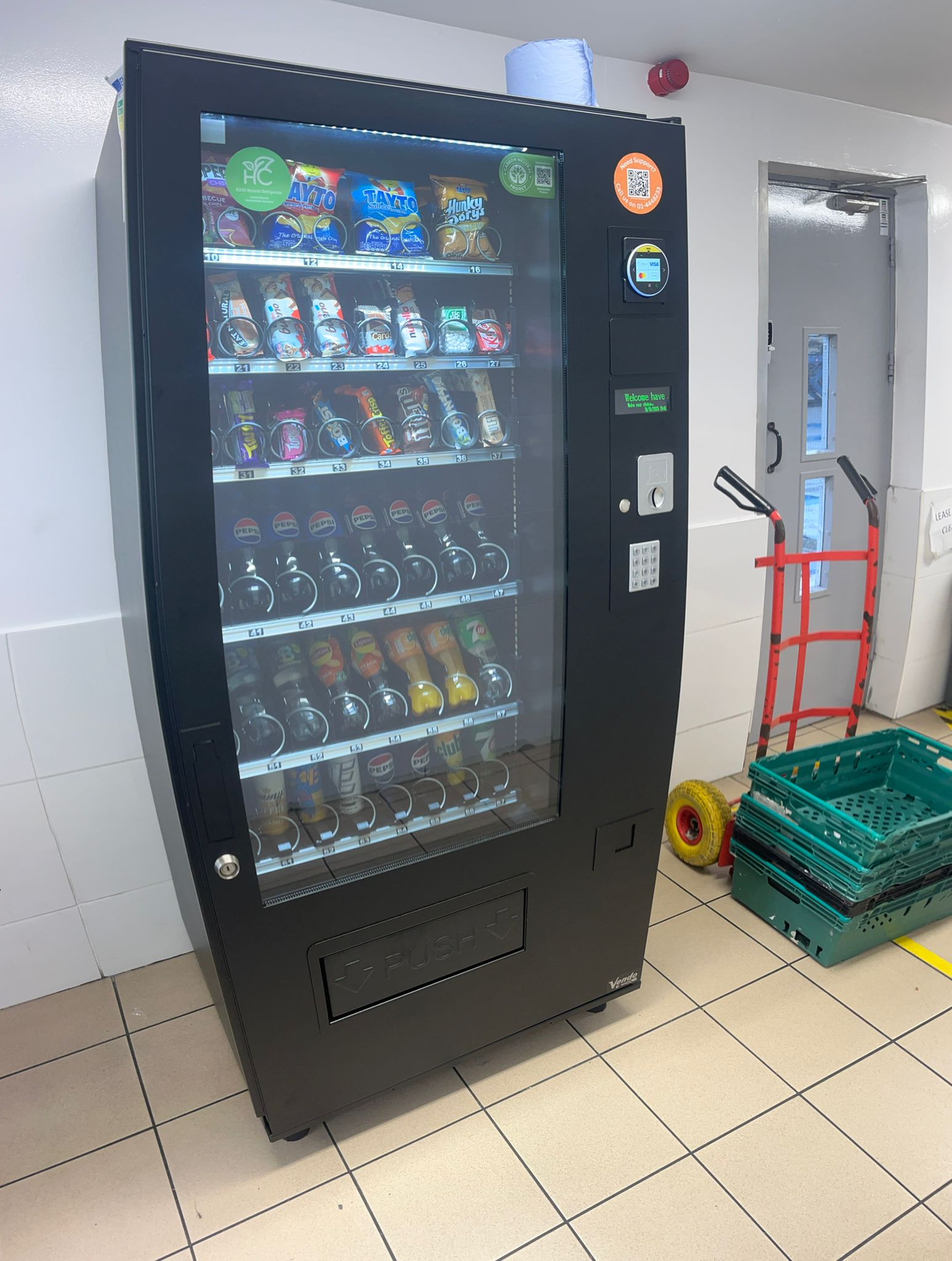 Can Vending Machines Track Purchase History for Analytics?