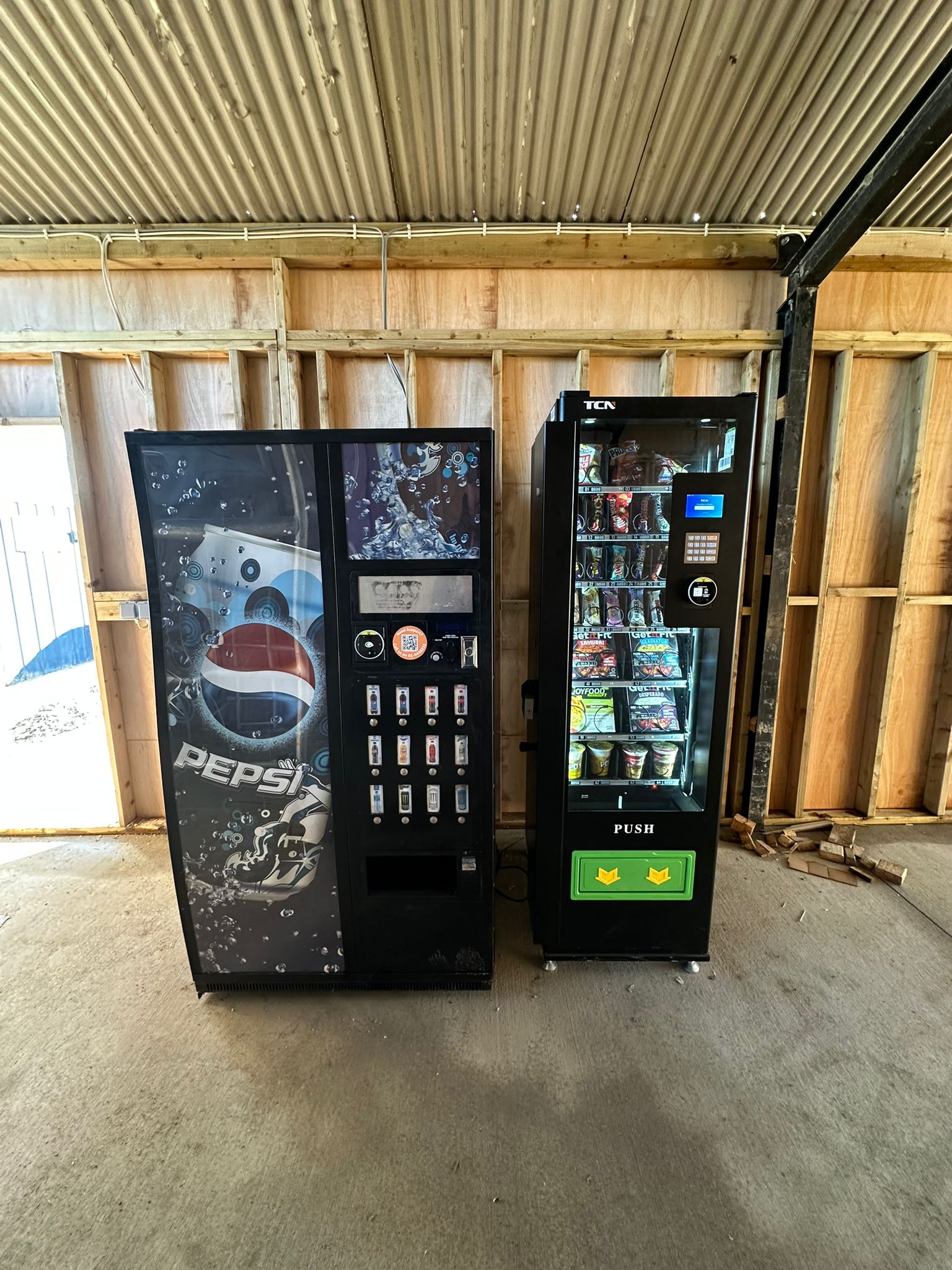 How Can I Offer Contactless Payment Options in Older Machines?