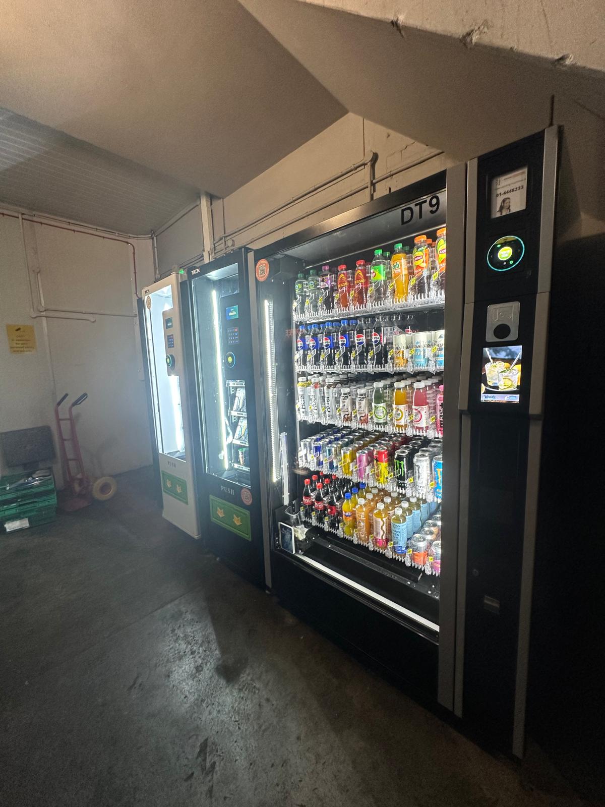 Are There Opportunities for Art or Craft Product Vending?