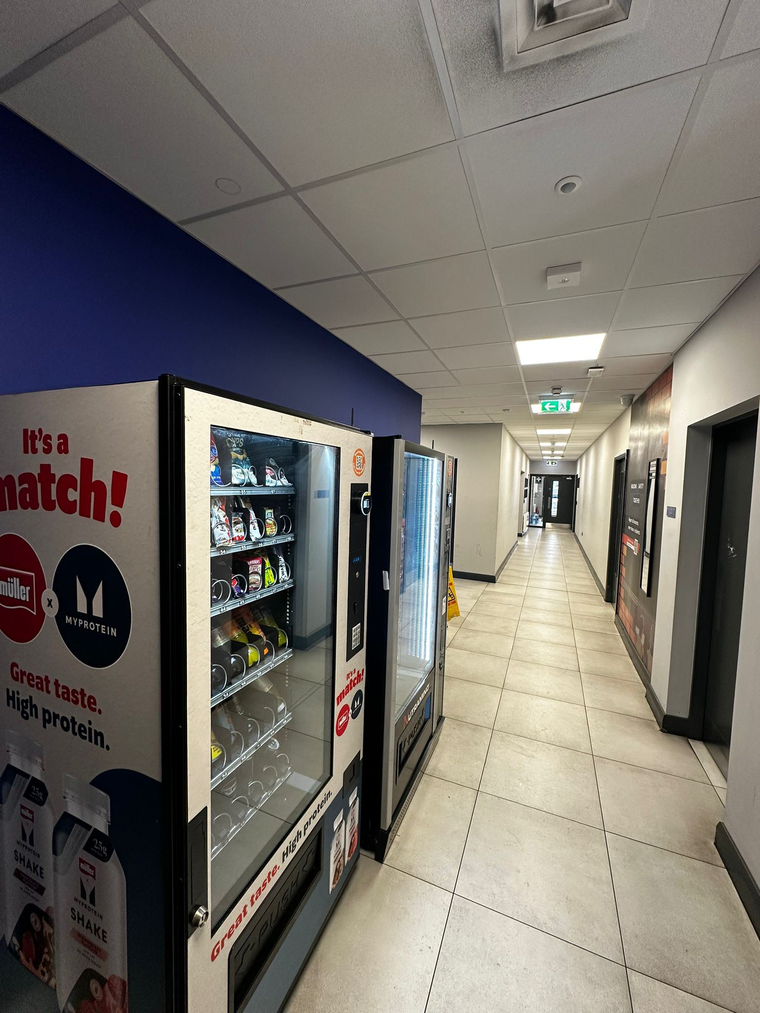 Can Vending Machines Display Real-Time Product Information Effectively?