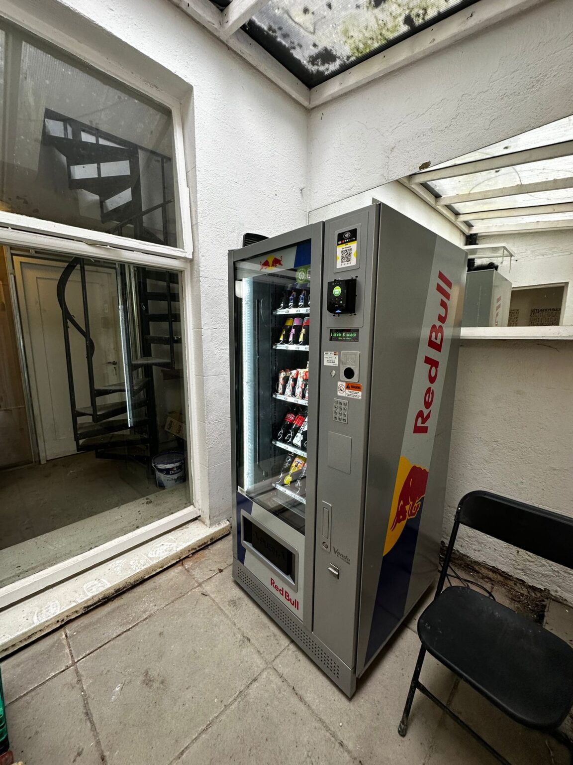 Keep Machine Running How Can You Keep Vending Machines Running Smoothly? - vending-machines