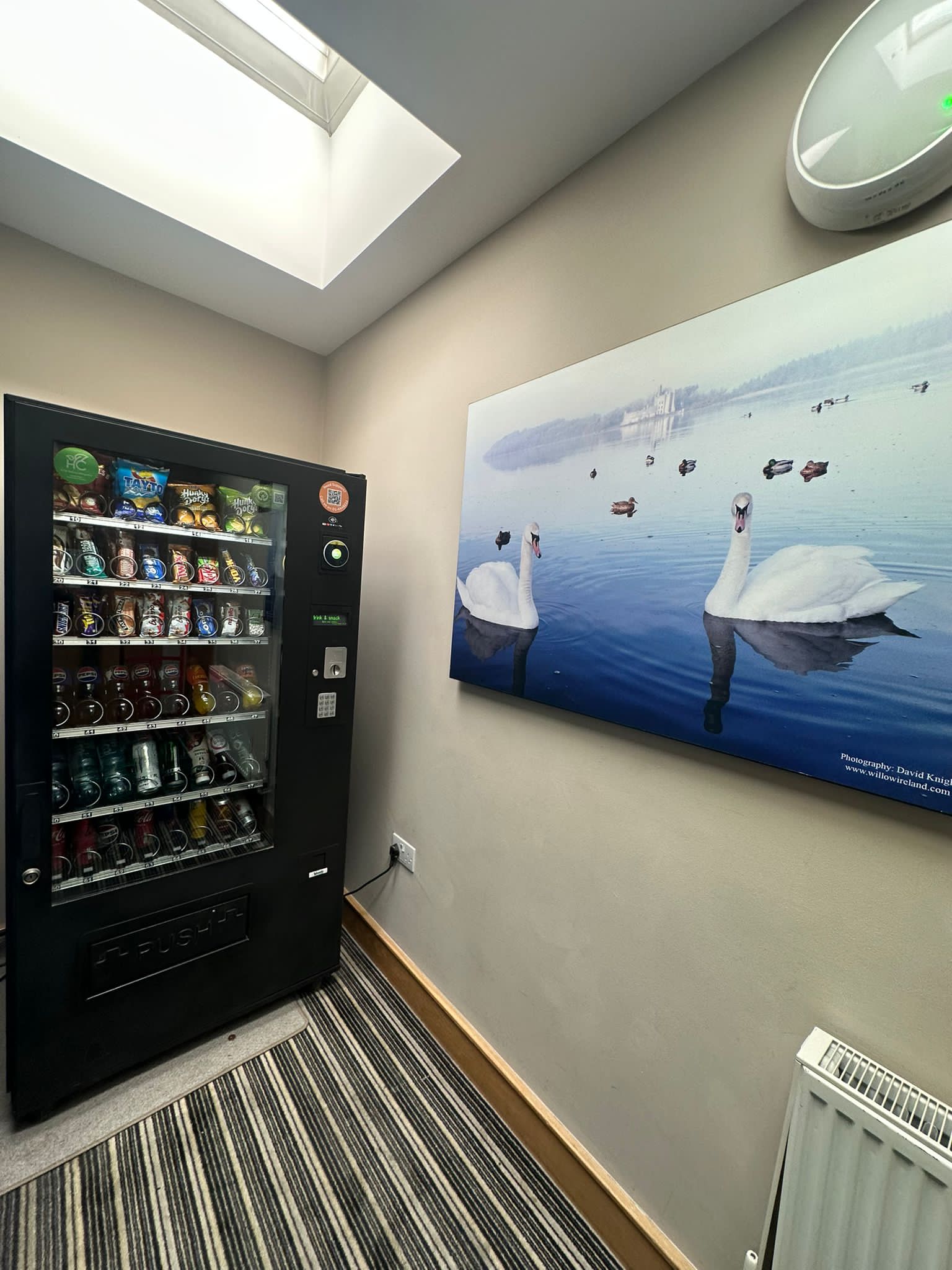 How Does a Vending Machine Integrate Loyalty Programs?