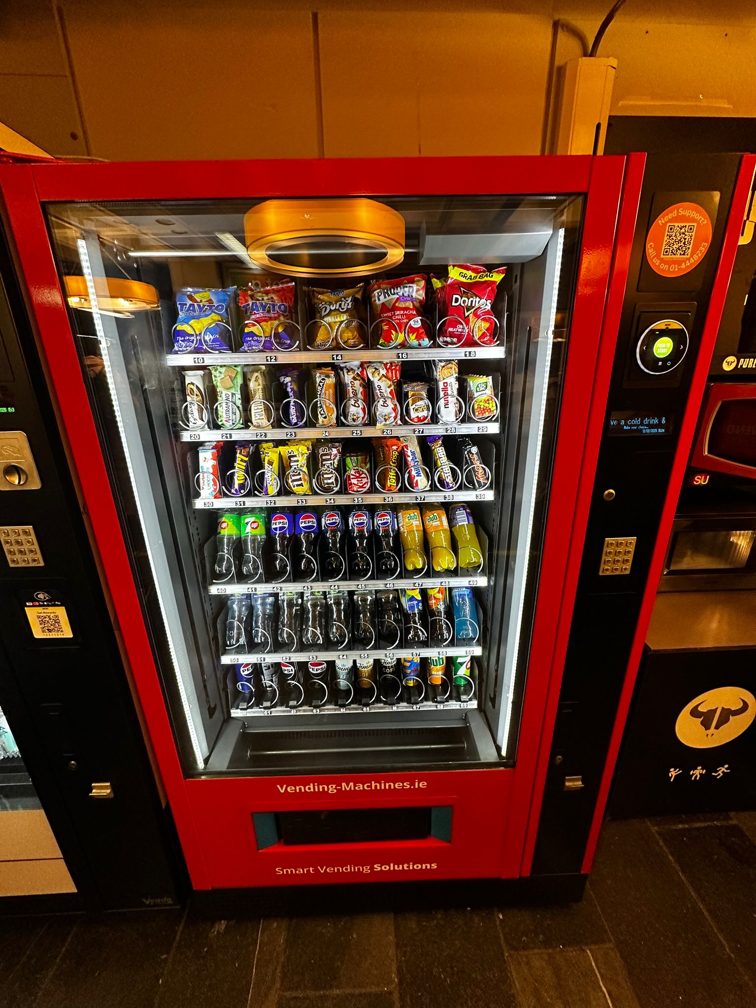 How Does a Vending Machine Support Small Business Growth?