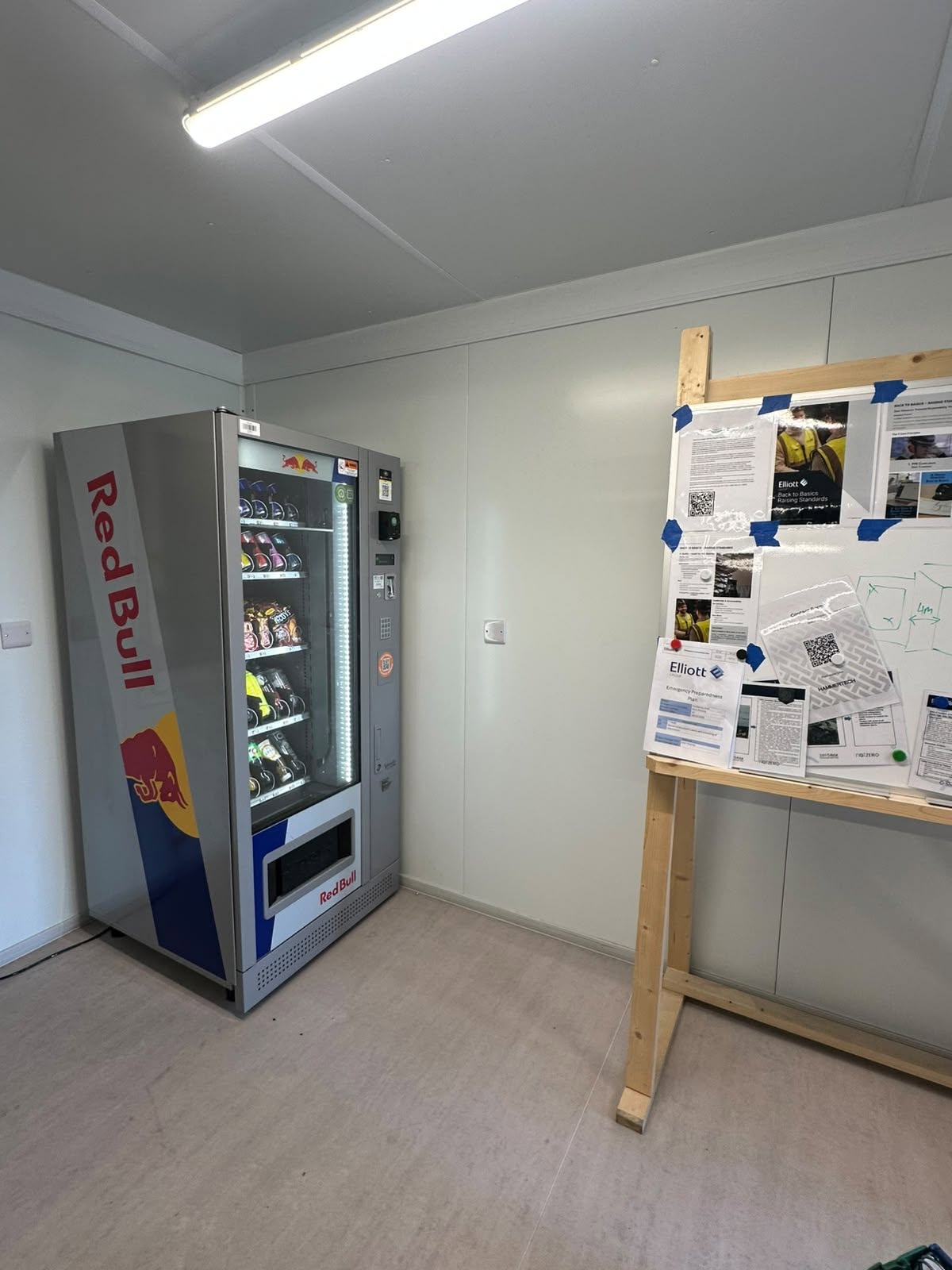 How Do I Handle Vending Refund Requests?
